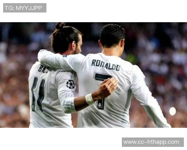 本泽马心目中的最佳足球阵容揭晓大罗C罗梅西领衔锋线小罗齐达内入选